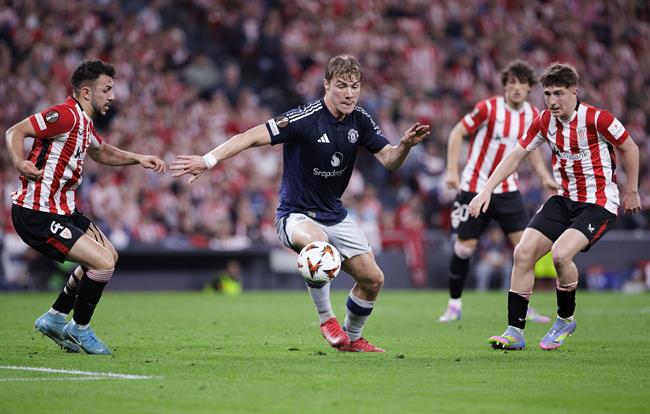 Lãnh đạo AC Milan xác nhận quan tâm tới Rasmus Hojlund