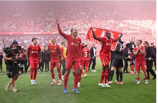 Liverpool vô địch Ngoại hạng Anh mùa này. Liverpool vo dich Ngoai hang Anh mua nay.