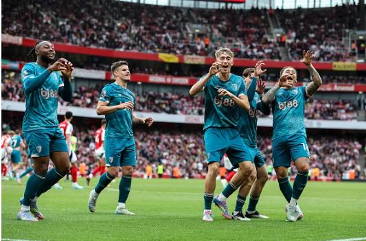 Huyền thoại Ian Wright chỉ trích Arsenal sau trận thua Bournemouth