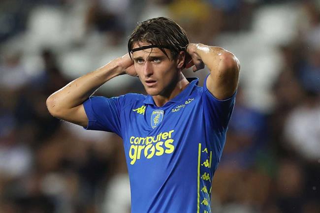 Tiểu sử tiền đạo Lorenzo Colombo