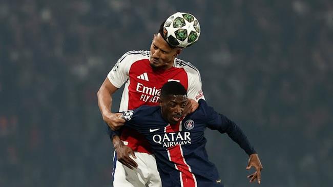 Demble ở trận bán kết lượt về Champions League với Arsenal. Demble o tran ban ket luot ve Champions League voi Arsenal.