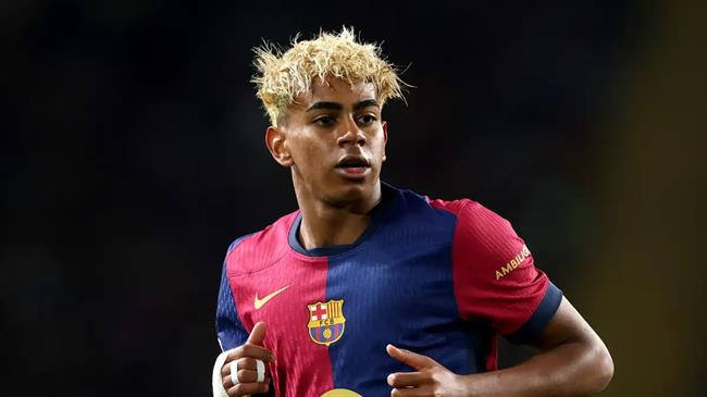 Van Basten khuyên Lamine Yamal đổi vị trí để phát huy tối đa tài năng