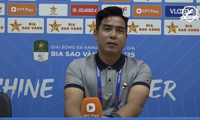 HLV Ninh Bình thừa nhận một điều sau trận thắng PVF-CAND