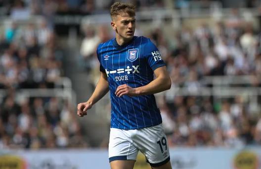 Tim Sherwood khuyen Arsenal nen chieu mo Liam Delap.