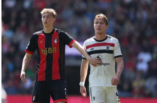 Dean Huijsen gay an tuong trong mua giai dau tien cua minh tai Premier League