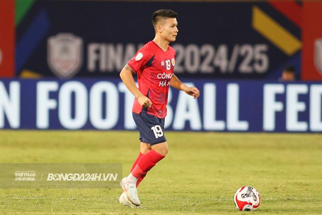 Quang Hải hay nhất trận chung kết lượt đi Cúp C1 Đông Nam Á