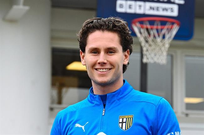 Tiểu sử hậu vệ trái Mathias Lovik