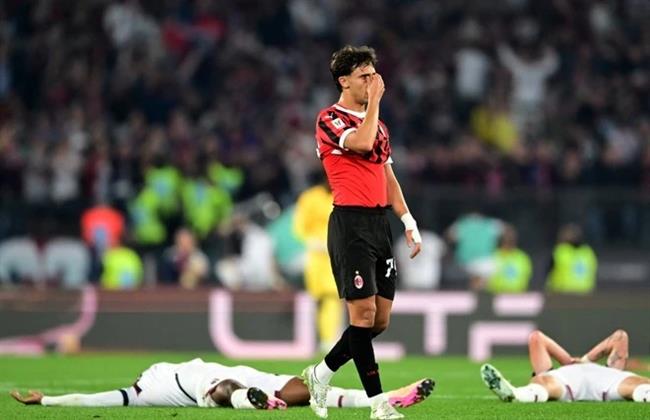 Nhận định Roma vs AC Milan (01h45 ngày 195) Dấu chấm hết cho Rossoneri 2 Nhận định Roma vs AC Milan (01h45 ngày 195) Dấu chấm hết cho Rossoneri 2
