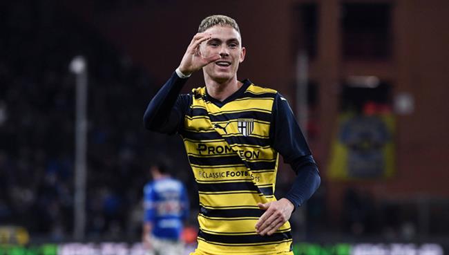 Tiểu sử tiền vệ Nahuel Estévez