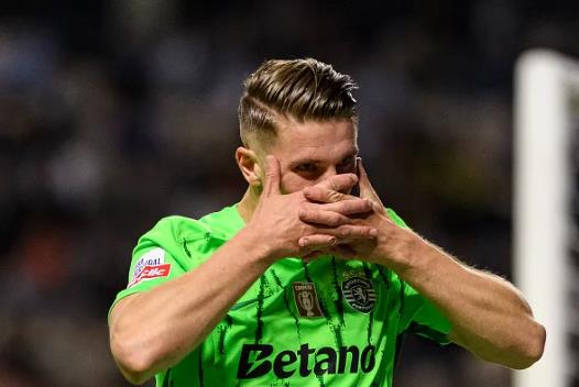 Viktor Gyokeres duoc nhieu doi bong lon quan tam. 