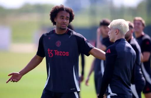 MU nhận 3 tin vui trước trận chung kết Europa League