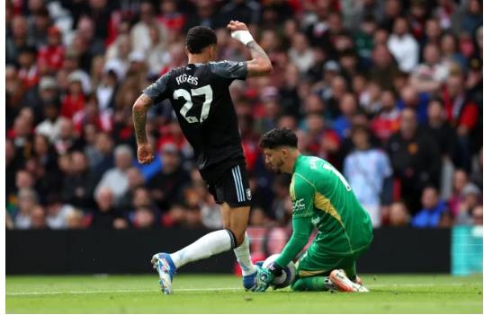 Premier League giải thích lý do bàn thắng của Morgan Rogers vào bị từ chối