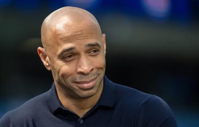 Thierry Henry da khuyen Arsenal theo duoi Julian Alvarez.