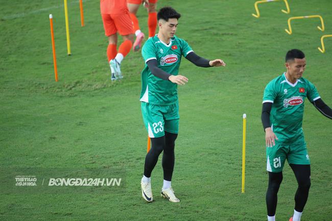 Thủ môn U22 Việt Nam nói điều bất ngờ về thông tin sang Nhật Bản thi đấu