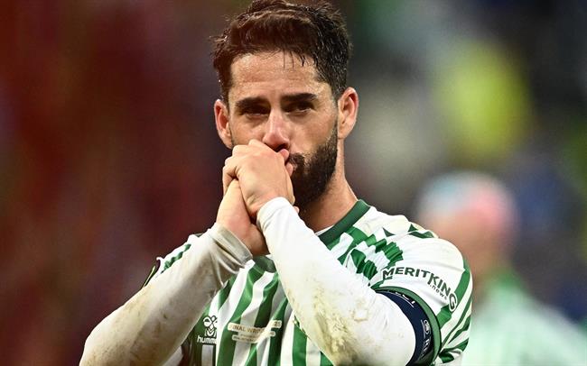 Bước tiếp nào, Isco!