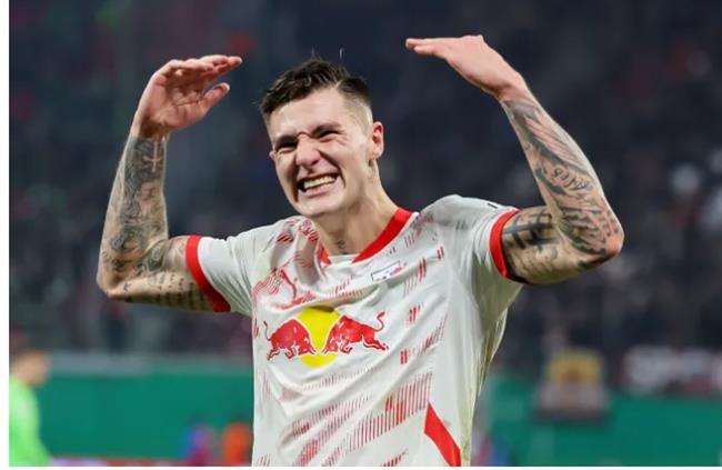 RB Leipzig sẵn sàng bán Benjamin Sesko cho Arsenal