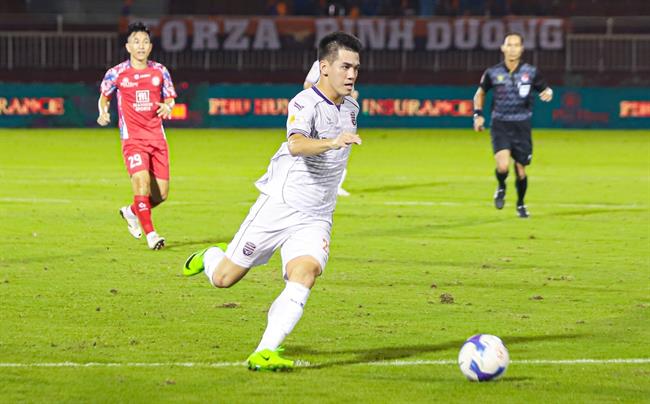 HLV Nguyễn Anh Đức thông báo về chấn thương của Tiến Linh 