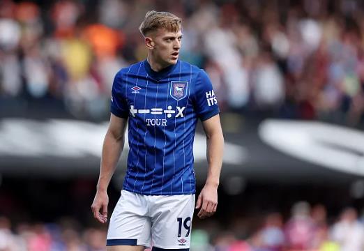 Arsenal sẽ phải hối hận vì bỏ qua cơ hội chiêu mộ Liam Delap. Arsenal se phai hoi han vi bo qua co hoi chieu mo Liam Delap.