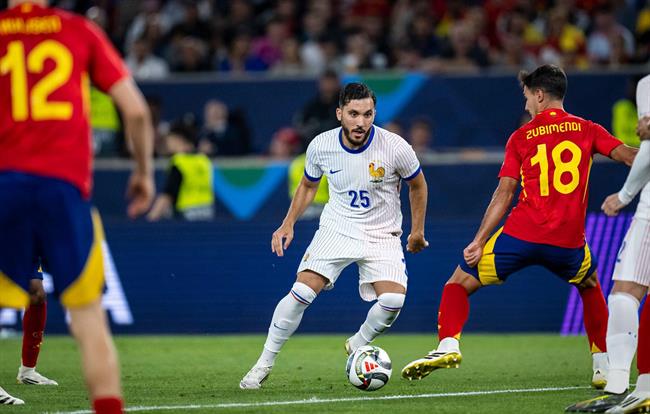 Rayan Cherki ngầm thừa nhận đạt thỏa thuận gia nhập Man City 1 Rayan Cherki ngầm thừa nhận đạt thỏa thuận gia nhập Man City 1
