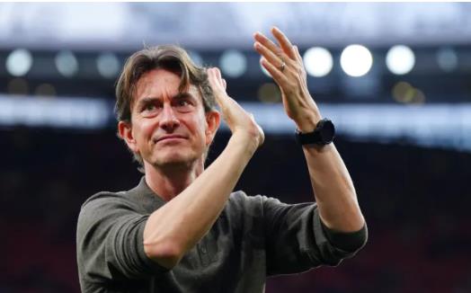 Thomas Frank đang lọt vào tầm ngắm của Tottenham. Thomas Frank dang lot vao tam ngam cua Tottenham.