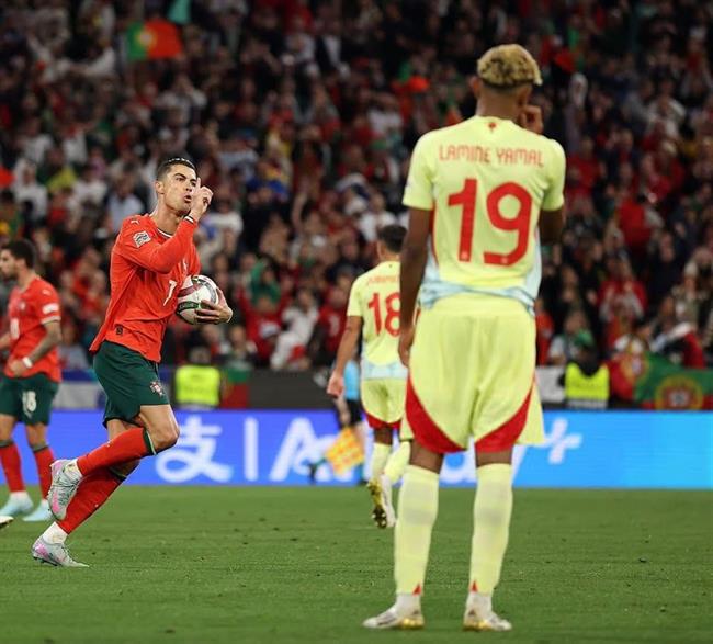 Ronaldo lập kỷ lục mới trong ngày vô địch Nations League cùng BĐN