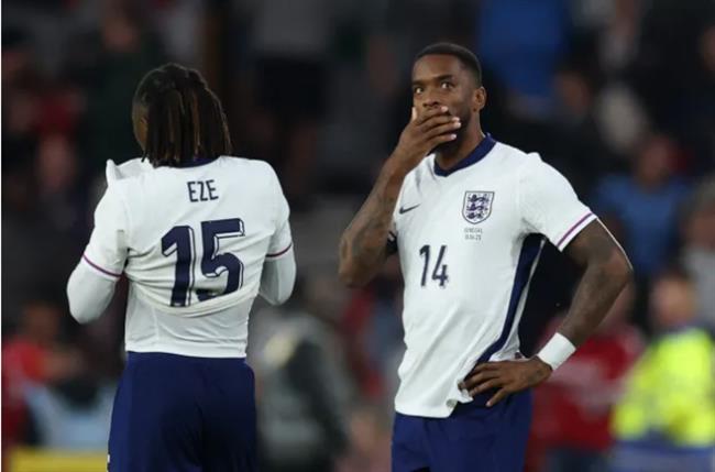 Ivan Toney tức giận với quyết định của Thomas Tuchel