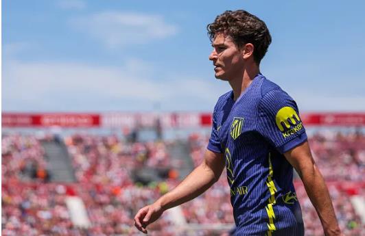 Diego Simeone nói về tương lai Julian Alvarez Diego Simeone noi ve tuong lai Julian Alvarez