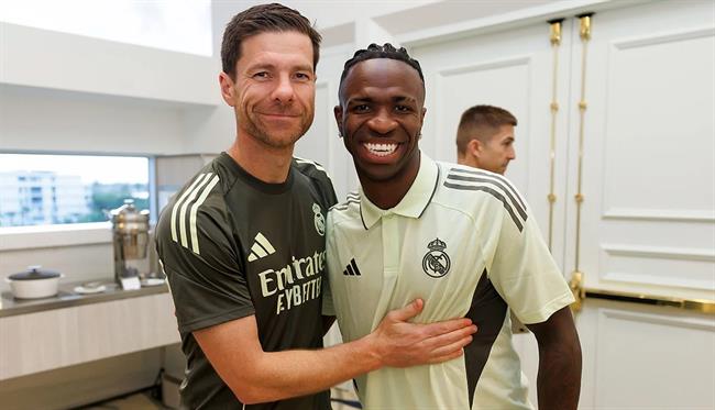 Xabi Alonso lo lắng về một điều với Real Madrid 1