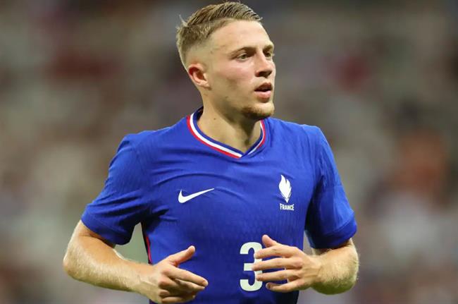 Tiểu sử cầu thủ Adrien Truffert của Bournemouth