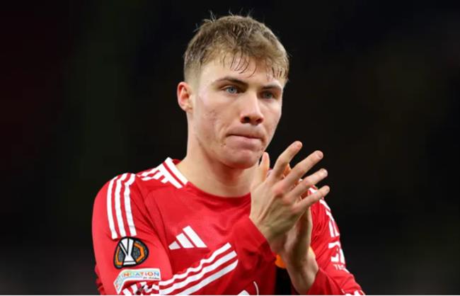 Rasmus Hojlund duoc khuyen tu choi Inter Milan de gia nhap Everton.