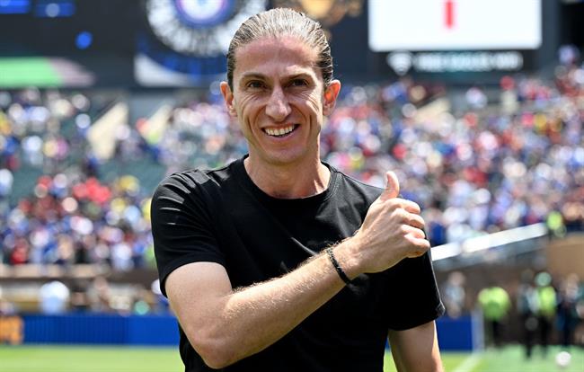 HLV Flamengo mất ngủ bốn đêm trước ngày đánh bại Chelsea