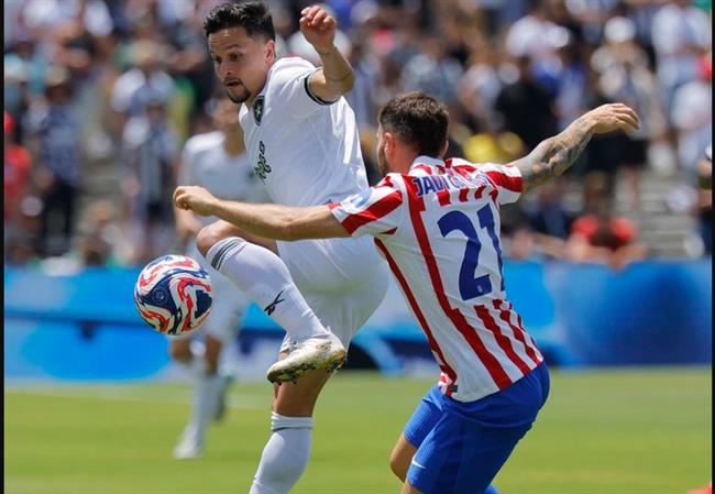 Atletico Madrid đánh bại Botafogo với tỷ số 1-0. Atletico Madrid danh bai Botafogo voi ty so 1-0.