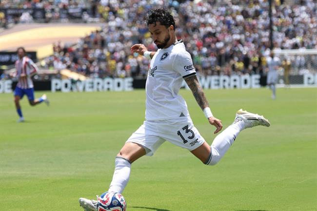 Cựu sao MU: Chúng tôi không tới FIFA Club để ngắm chuột Mickey