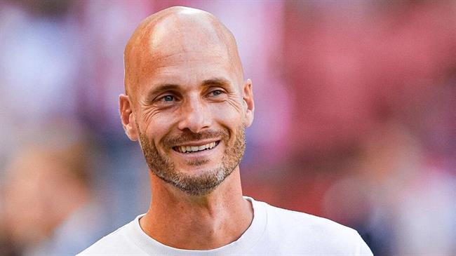 Tiểu sử huấn luyện viên Paul Simonis