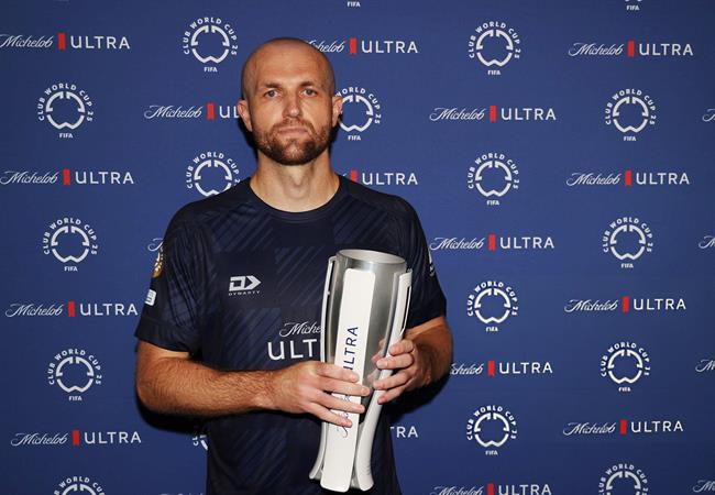 Thầy giáo thể dục đưa Auckland City đi vào lịch sử Club World Cup