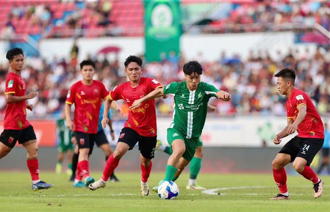 Đội bóng của Công Phượng ra quyết định trước cơ hội lên chơi ở VLeague 1