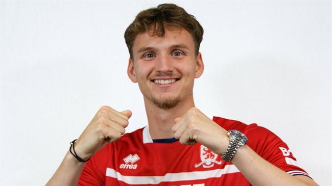 Crystal Palace dang len ke hoach chieu mo Rav van den Berg cua Middlesbrough.