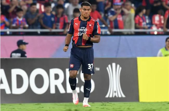 Diego Leon co gang chung to nhung gi tot nhat o MU.