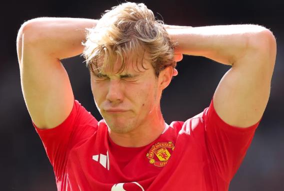 MU quyet dinh de Rasmus Hojlund ra di o He 2025.