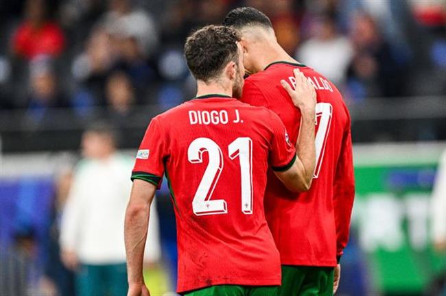 Ronaldo đau lòng trước sự ra đi của Diogo Jota