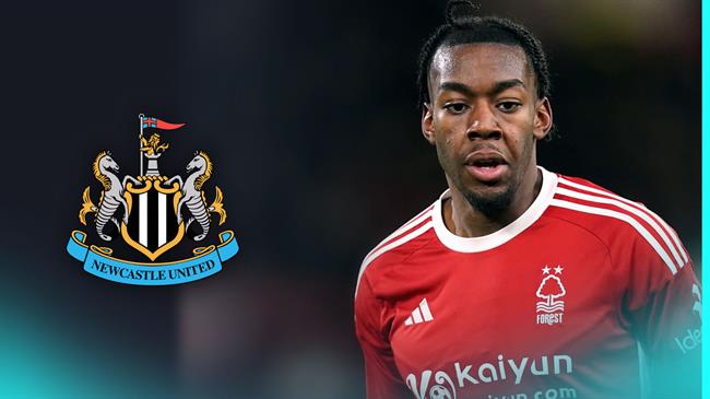 Newcastle tang gia hoi mua Anthony Elanga.