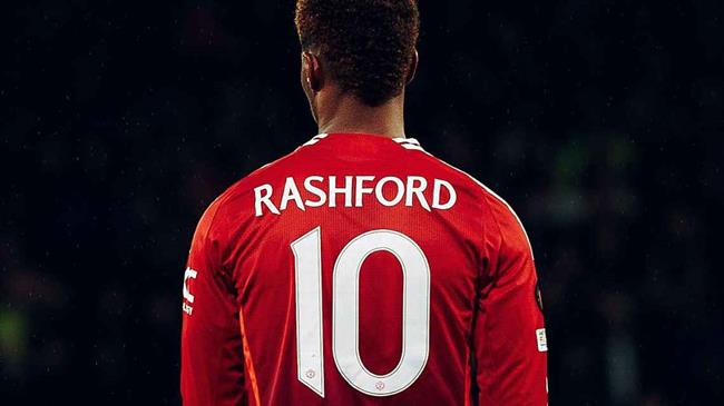 Man United trao áo số 10 của Marcus Rashford cho Matheus Cunha