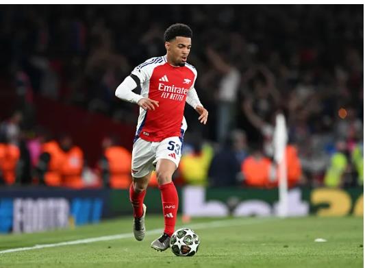 Ethan Nwaneri có thể cập bến Dortmund để được ra sân thường xuyên