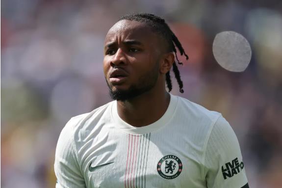 Bayern Munich dam phan voi nguoi dai dien cua Nkunku