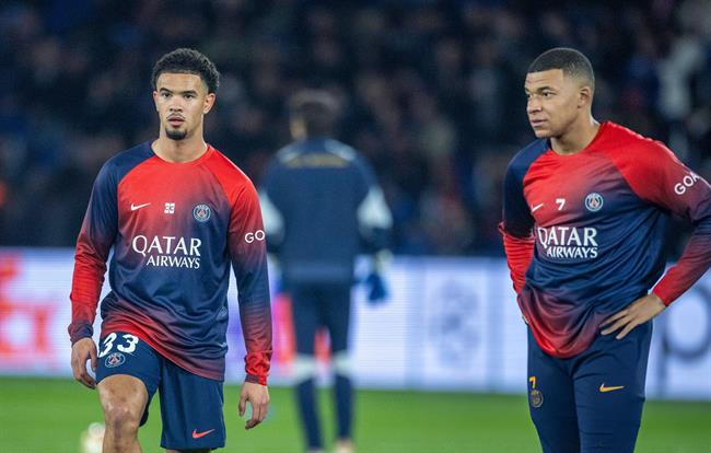 Warren Zaire-Emery khẳng định cầu thủ PSG không ghét Mbappe