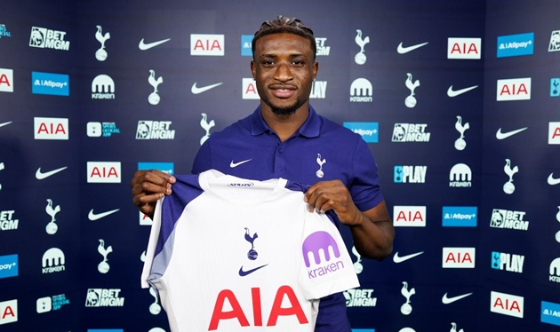 Tottenham chính thức trình làng ngôi sao 55 triệu bảng