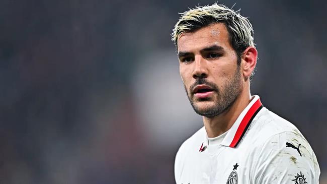 Theo Hernandez chỉ trích AC Milan sau khi gia nhập Al Hilal