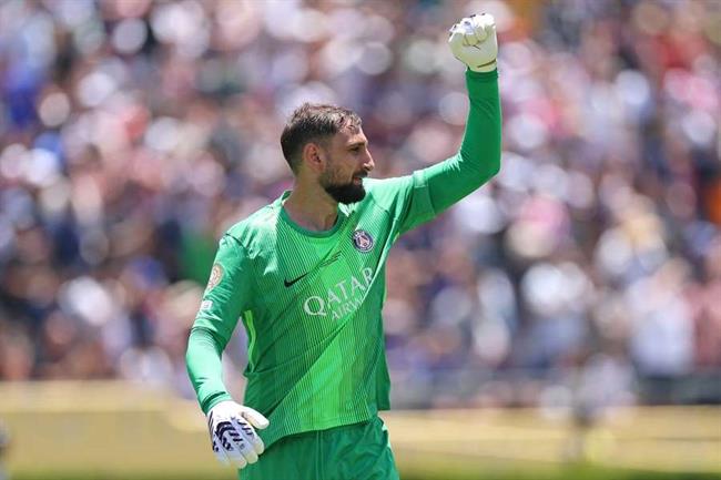 Gianluigi Donnarumma: Người khổng lồ trong khung gỗ