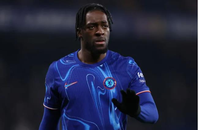 Chelsea chốt giá bán Axel Disasi cho Newcastle. Chelsea chot gia ban Axel Disasi cho Newcastle.