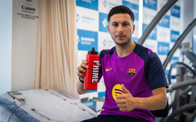 Barca chính thức công bố tân binh Roony Bardghji